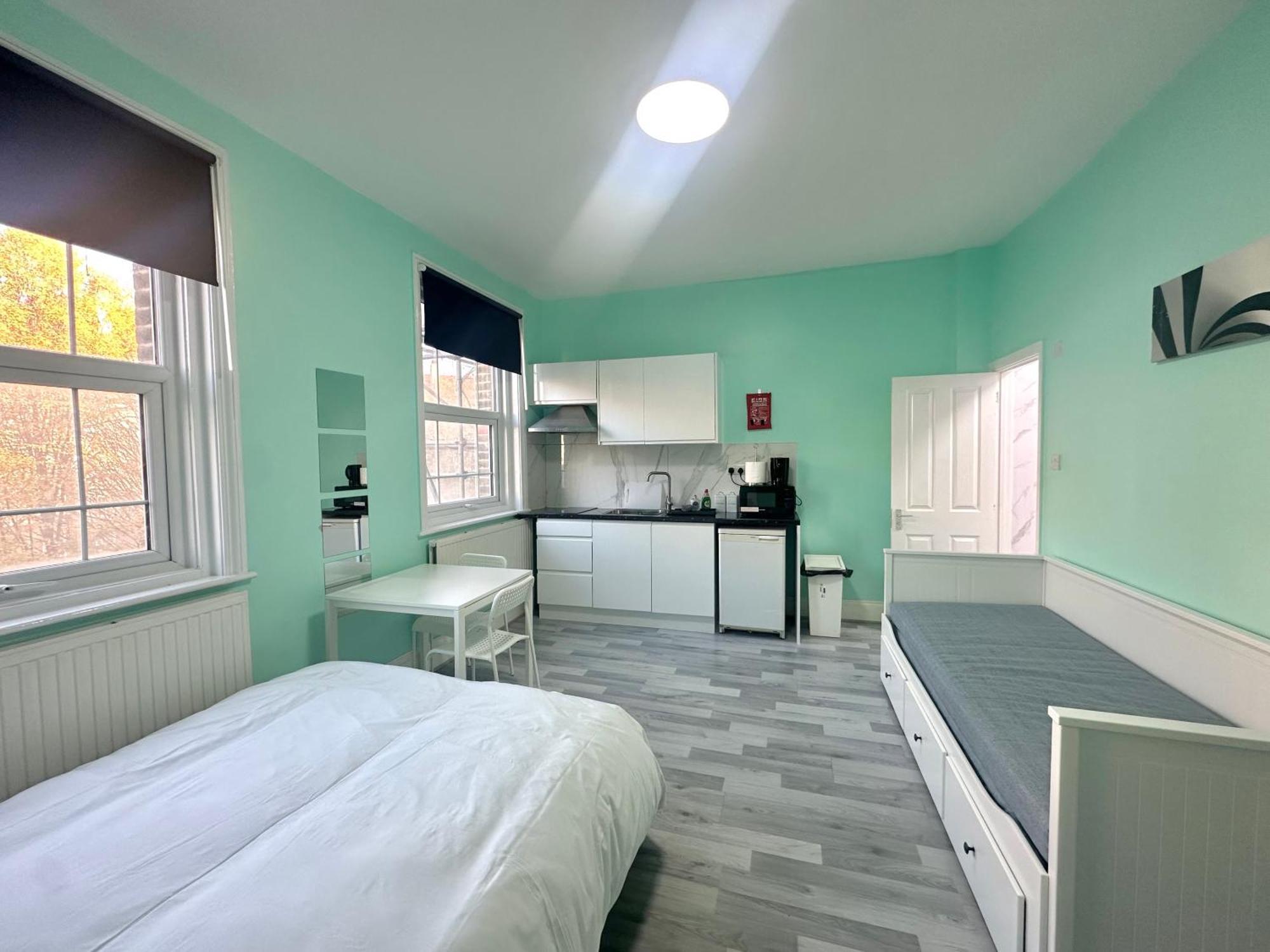 The Little Guest House لندن المظهر الخارجي الصورة